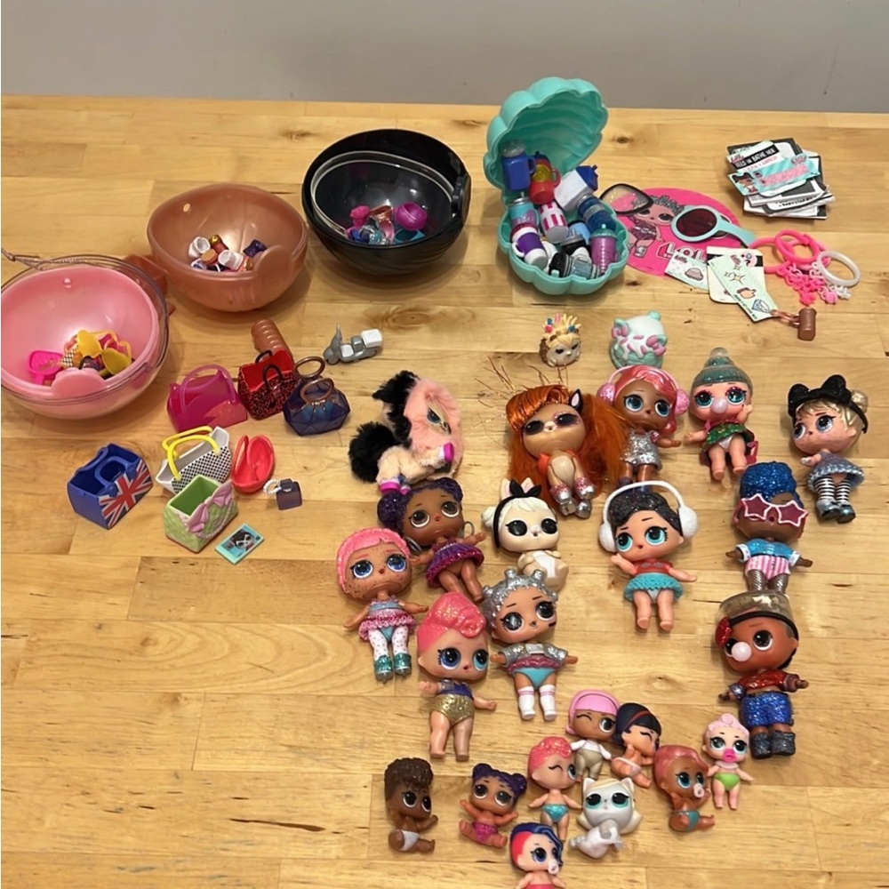 Lot of L.O.L. Surprise! Dolls and Accessories